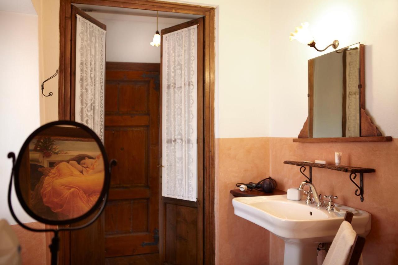 Antico Borgo Sanda Lago Maggiore Casalzuigno ภายนอก รูปภาพ