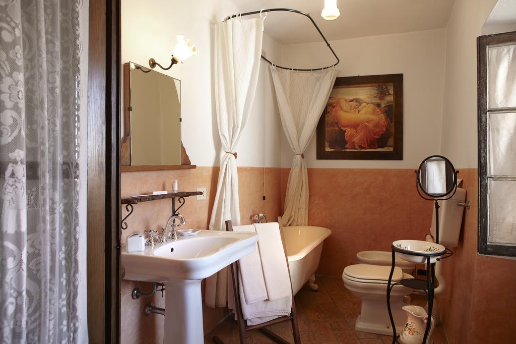 Antico Borgo Sanda Lago Maggiore Casalzuigno ภายนอก รูปภาพ